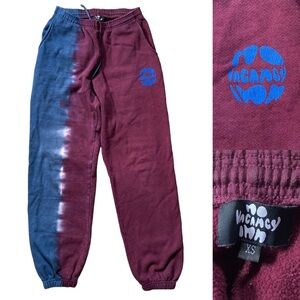 No Vacancy Inn Dip Dye Logo Jogger Men’s size X-Small in Red/Blue